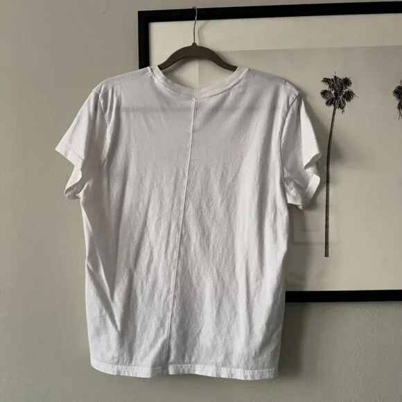 Abercrombie & Fitch | NWOT Graphic Short Sleeve T-Shirt in White Size Large - Picture 5 of 8